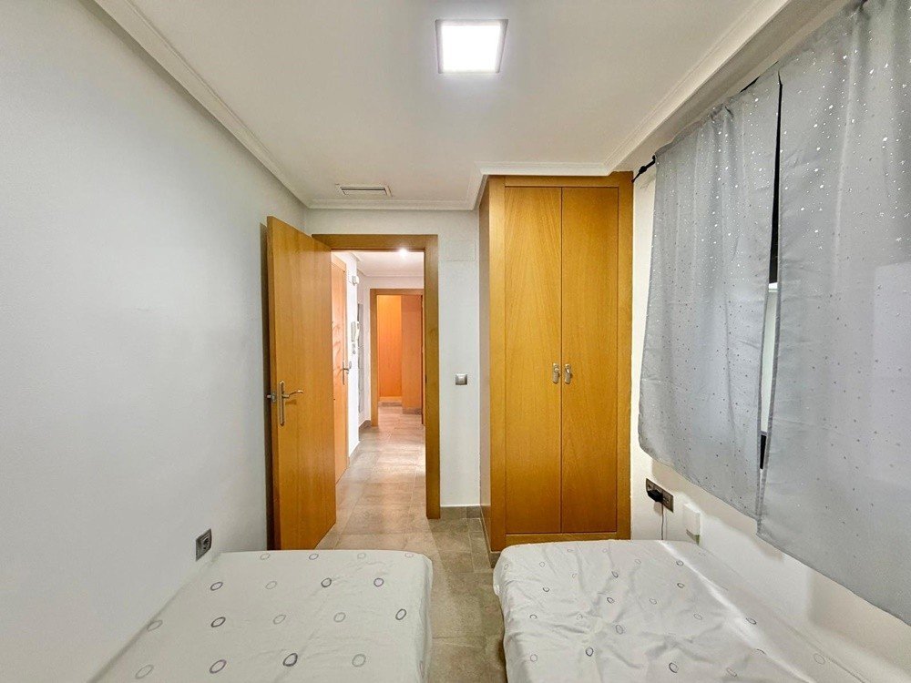 Flat in Torrevieja — image 18